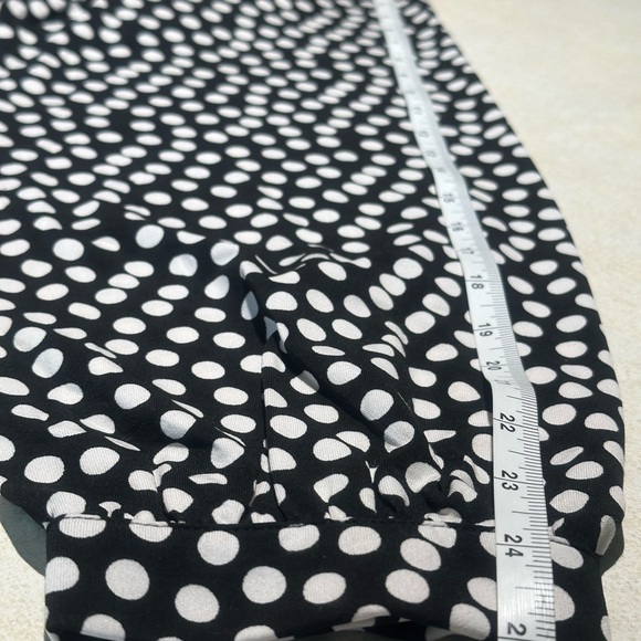 EVANS Black & White Polka Dot V Neck Blouse Size 26/28 or 4/5X Plus Size NWT - Picture 9 of 10